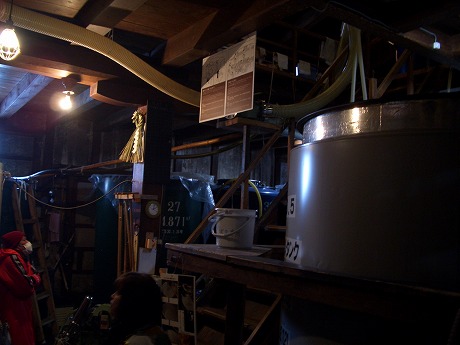 蔵の2階で米麹、酒母が造られる